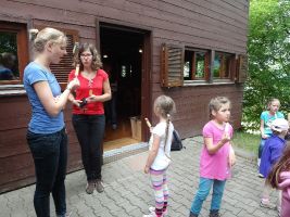 Nach dem Mittagessen gibt es für alle ein Eis