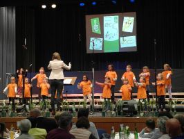 Die Denkendorfer Klangsternchen bei ihrem Jubiläumsauftritt