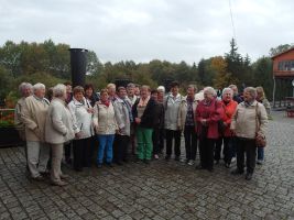 Gruppenbild vor dem Eisenbahnmuseum in Blumberg