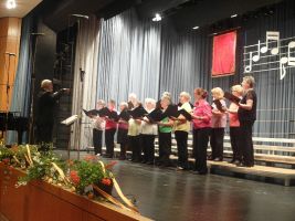 Die Sängerinnen des ehemaligen Kammerchors Chorschule Esslingen
