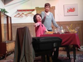 Entsetzt hört Susi zu, was ihre Mutter da erzählt