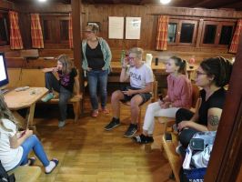 Der Freitagabend steht ganz im Zeichen des Playstation-Klassikers SING STAR!