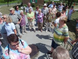 Die Ausflugsgruppe am Aussichtspunkt HOCHWART, dem höchsten Punkt der Insel Reichenau