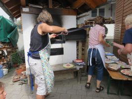 ... und ab gehts in den Ofen - schon bald duftet es lecker! 