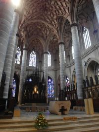 Der Altarraum des Münsters