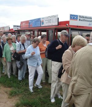 Mit der Tschu-Tschu-Bahn unterwegs im Weinberg