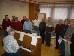 Männerchorprobe mit den Sängern der Stimmgabel am Samstagnachmittag