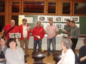 Einer der Wunschtitel aus der Hitparade ist der BAJAZZO, den die Stimmgabel-Männer hingebungsvoll vortragen